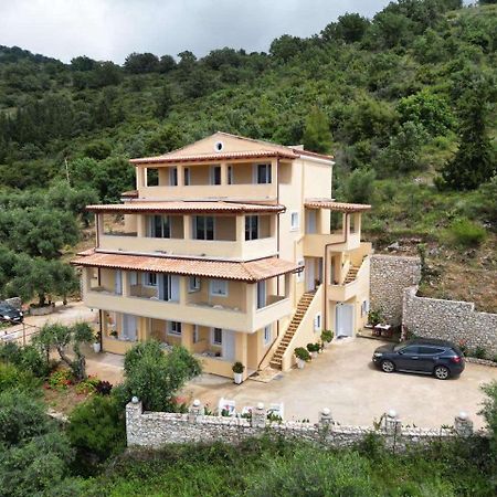 Nefeli'S Apartment Himarë Exterior foto